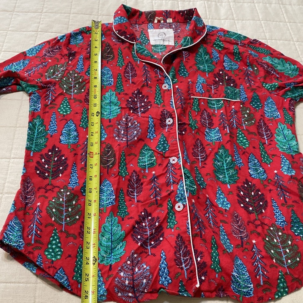 Printfresh Red and Green Leaf Pajama Set - Picture 12 of 16